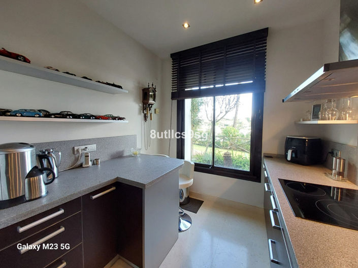 Image No.16-2 Bed Apartment for sale