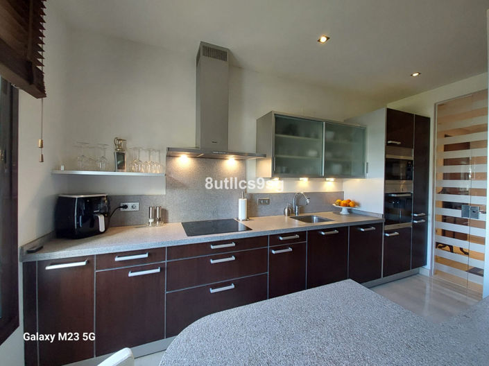 Image No.20-2 Bed Apartment for sale