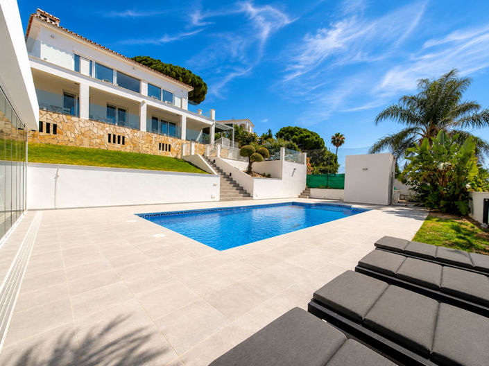 Image No.2-4 Bed Villa for sale