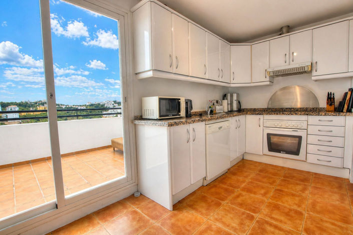 Image No.13-2 Bed Apartment for sale