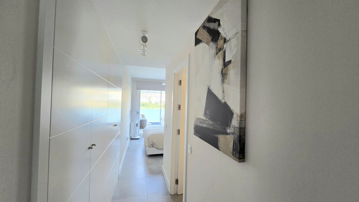 Image No.17-4 Bed Apartment for sale