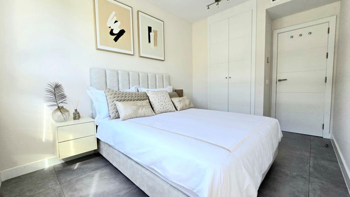 Image No.22-4 Bed Apartment for sale