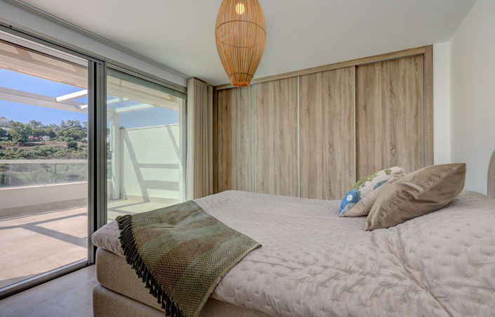 Image No.10-3 Bed Apartment for sale