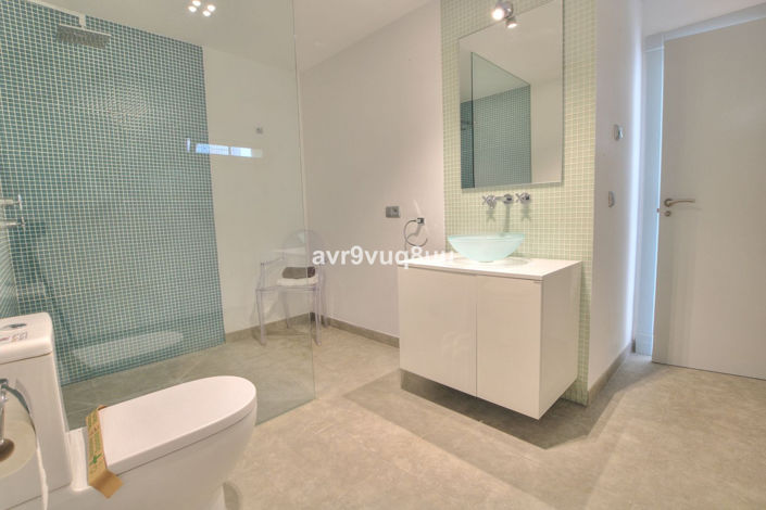Image No.19-5 Bed Villa for sale