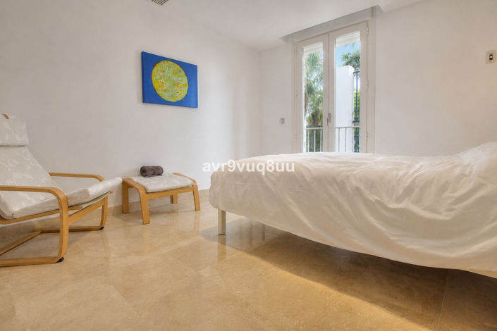 Image No.24-5 Bed Villa for sale