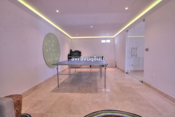 Image No.27-5 Bed Villa for sale