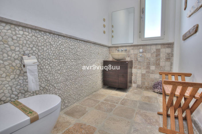Image No.34-5 Bed Villa for sale