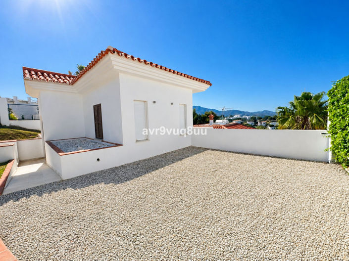 Image No.41-5 Bed Villa for sale