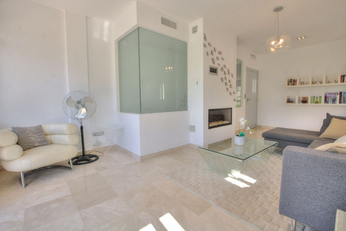 Image No.48-5 Bed Villa for sale