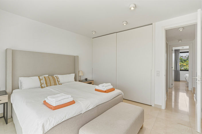 Image No.23-4 Bed Townhouse for sale