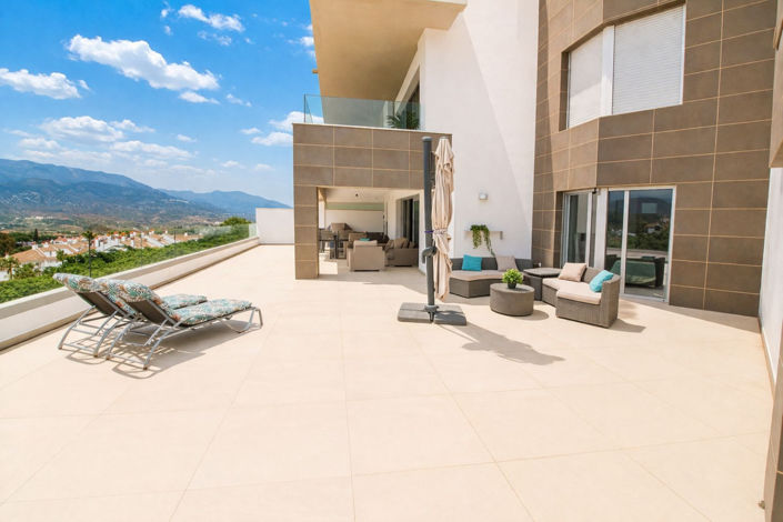 Image No.17-3 Bed Apartment for sale