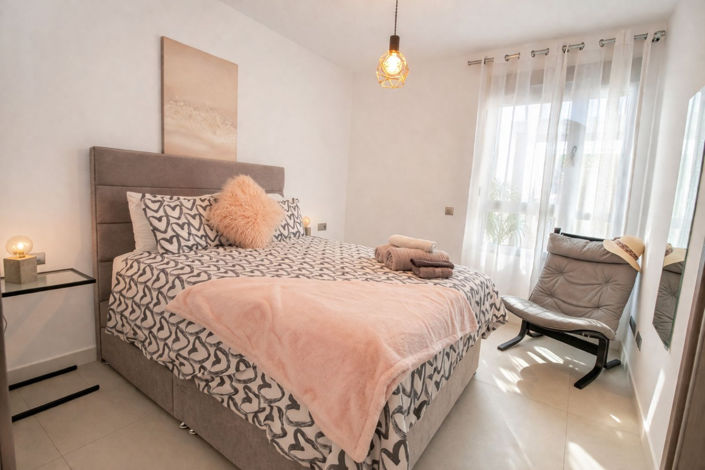Image No.24-3 Bed Apartment for sale