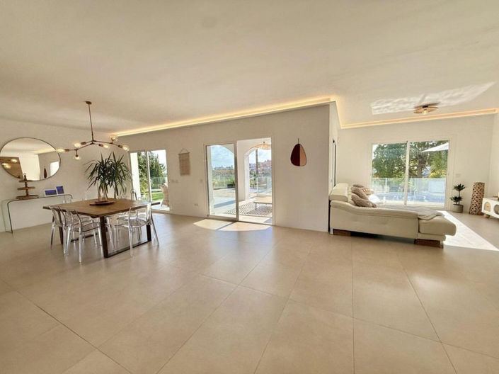 Image No.4-Villa de 3 chambres à vendre à Riviera del Sol