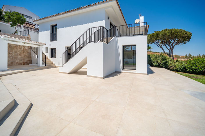 Image No.16-5 Bed Villa for sale