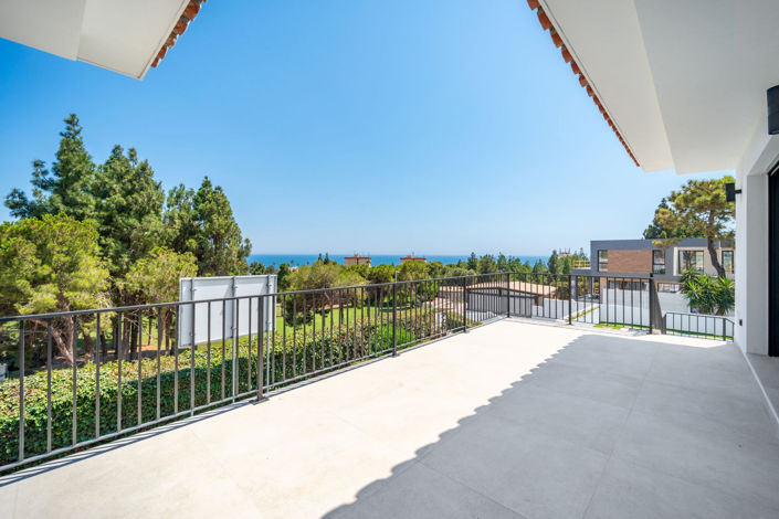 Image No.18-5 Bed Villa for sale