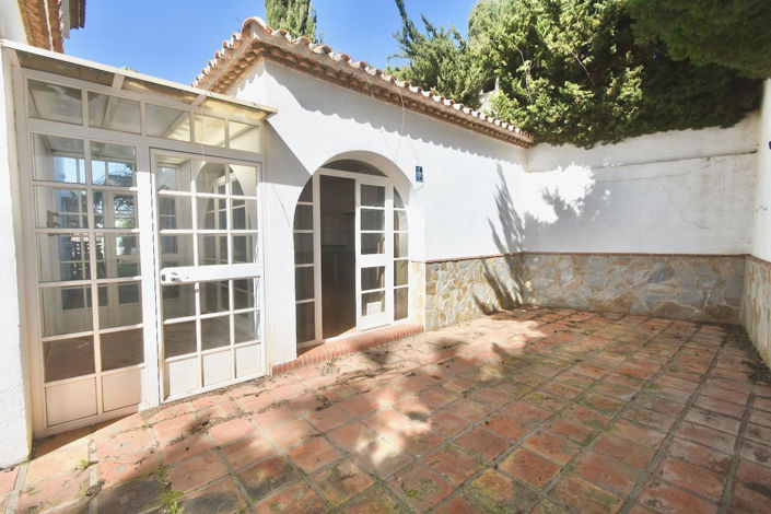 Image No.14-5 Bed Villa for sale