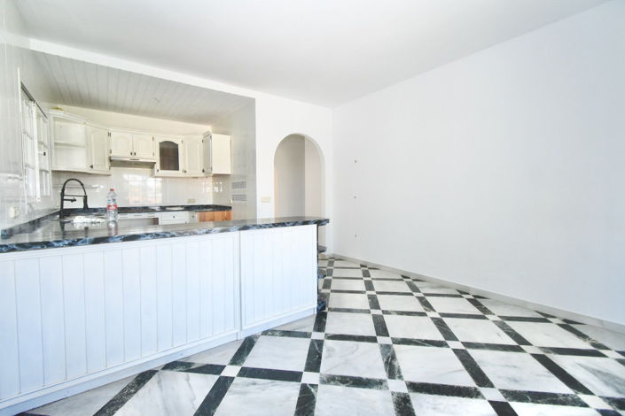Image No.23-5 Bed Villa for sale