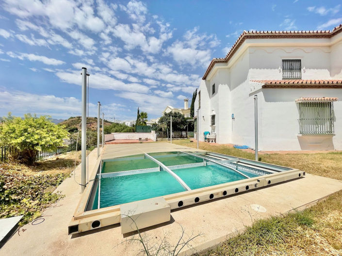 Image No.3-5 Bed Villa for sale