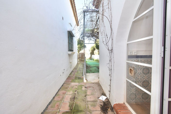 Image No.51-5 Bed Villa for sale