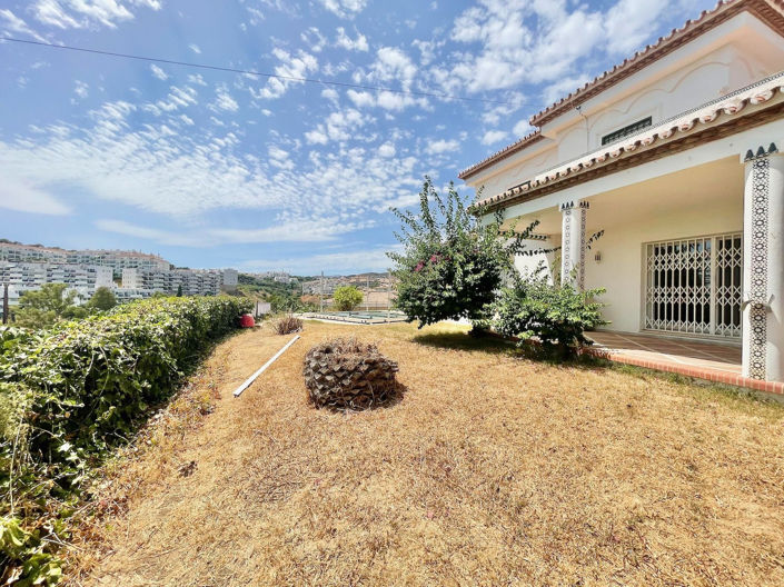 Image No.51-5 Bed Villa for sale