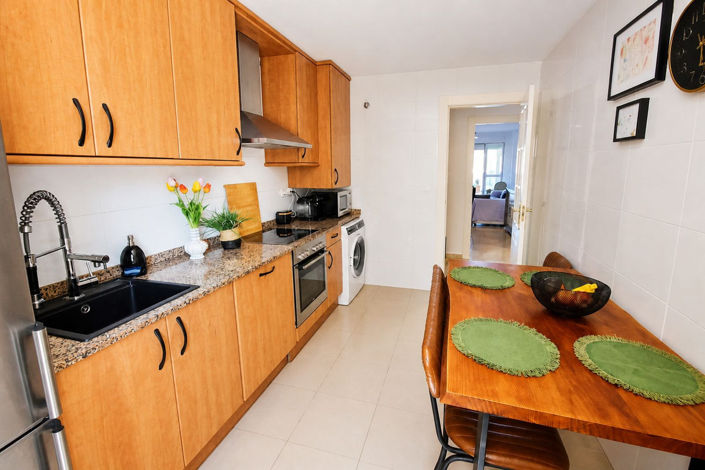 Image No.20-2 Bed Apartment for sale