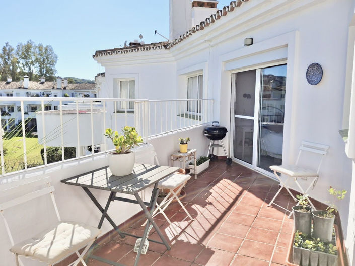 Image No.12-3 Bed Apartment for sale
