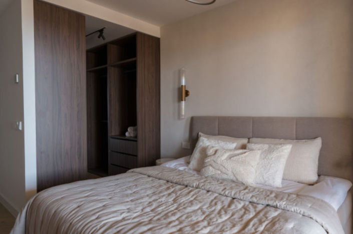 Image No.20-3 Bed Apartment for sale