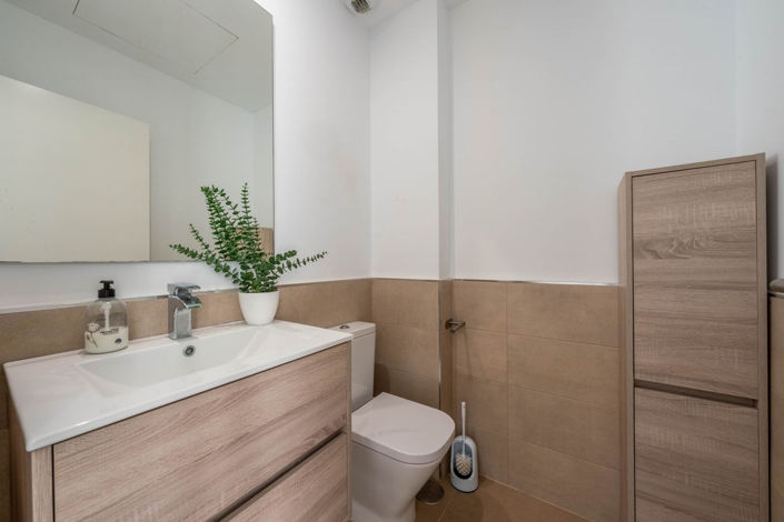 Image No.13-2 Bed Apartment for sale