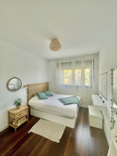 Image No.21-2 Bed Apartment for sale