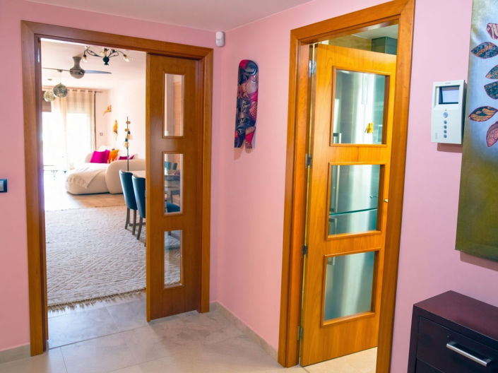 Image No.4-Studio for sale