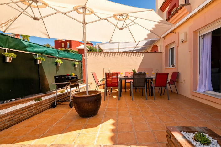 Image No.16-4 Bed Semi-Detached for sale