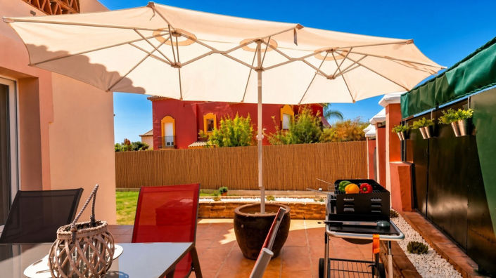 Image No.28-4 Bed Semi-Detached for sale