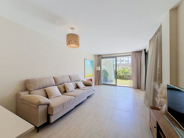 12-53013098fcab6c38b1379cd33298e050