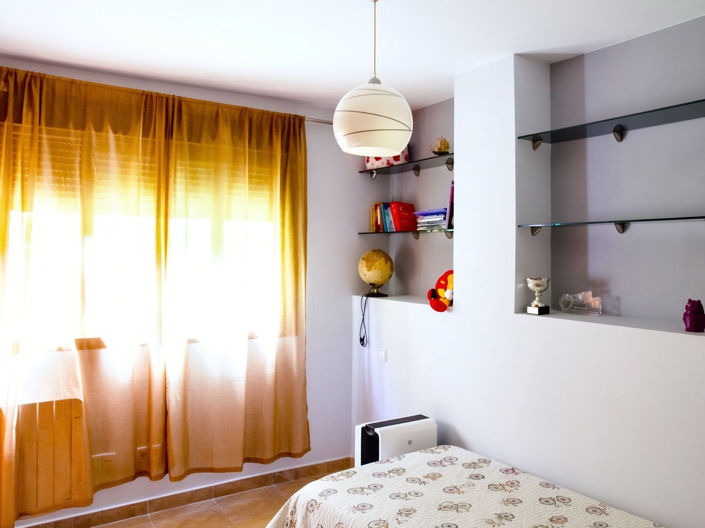 Image No.12-2 Bed Apartment for sale