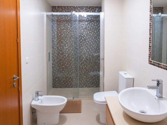 Image No.20-2 Bed Apartment for sale