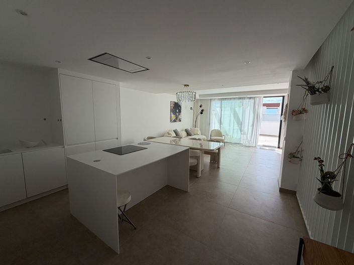 Image No.11-4 Bed Apartment for sale