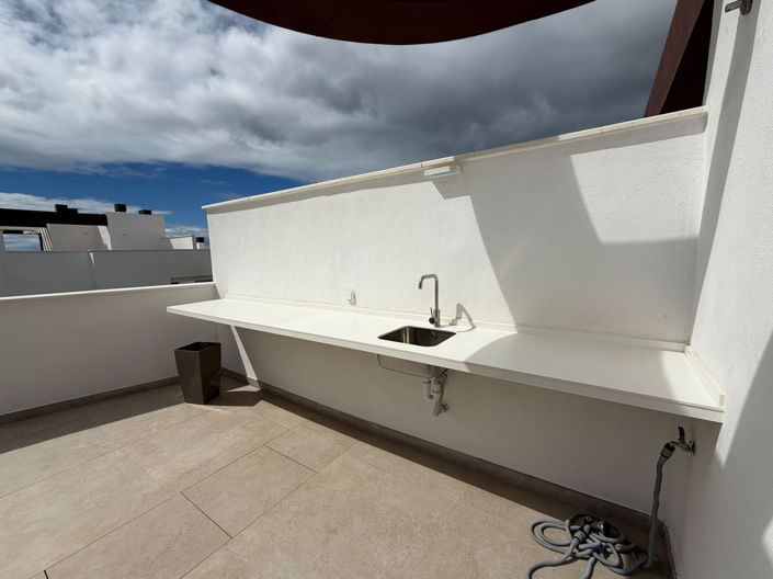 Image No.18-4 Bed Apartment for sale