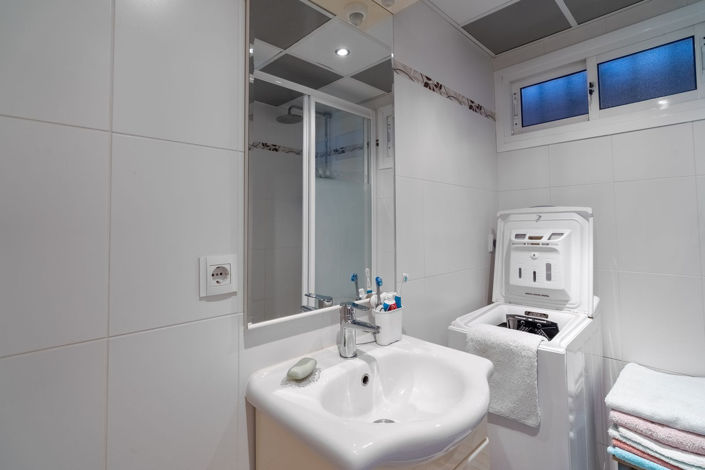 Image No.16-2 Bed Apartment for sale