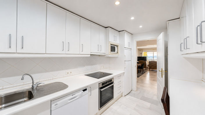 Image No.3-4 Bed Apartment for sale
