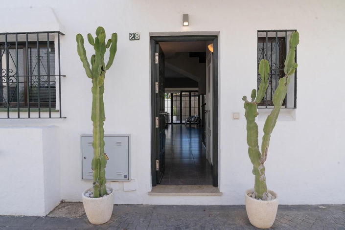 Image No.23-4 Bed Townhouse for sale