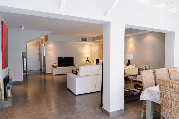 Image No.3-4 Bed Townhouse for sale