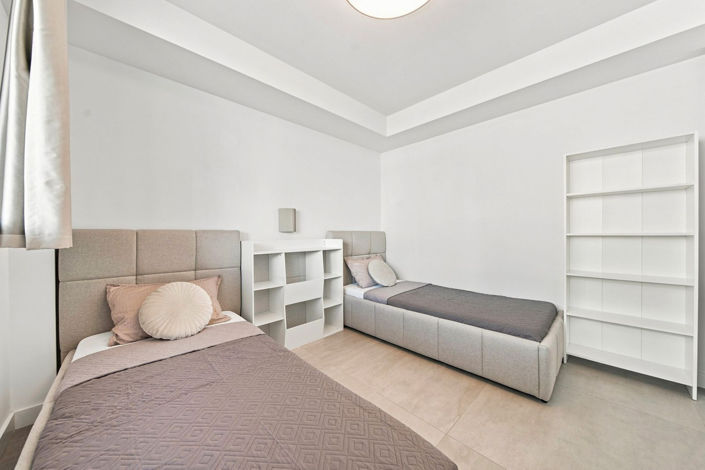 Image No.17-2 Bed Apartment for sale
