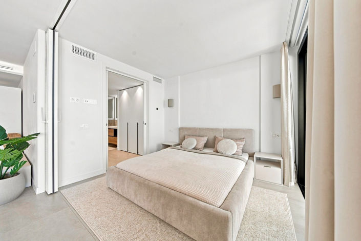 Image No.8-2 Bed Apartment for sale