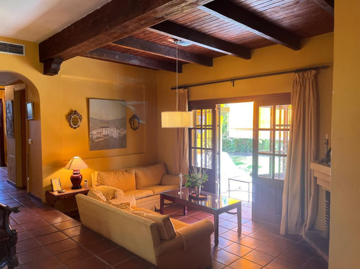 Image No.11-2 Bed Villa for sale