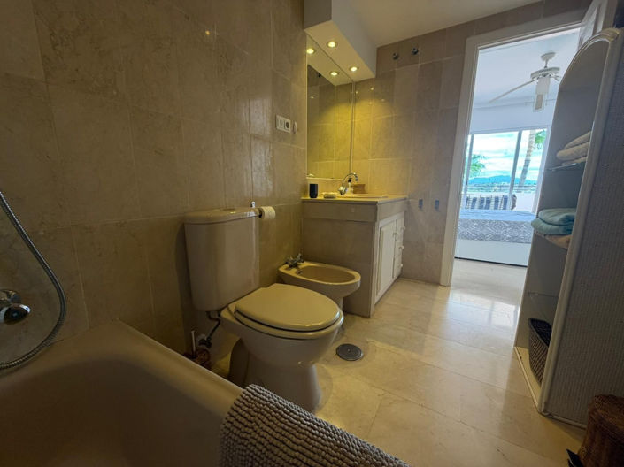 Image No.23-1 Bed Apartment for sale