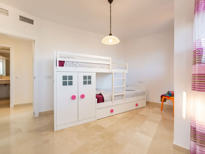 Image No.13-Appartement de 4 chambres à vendre à Estepona