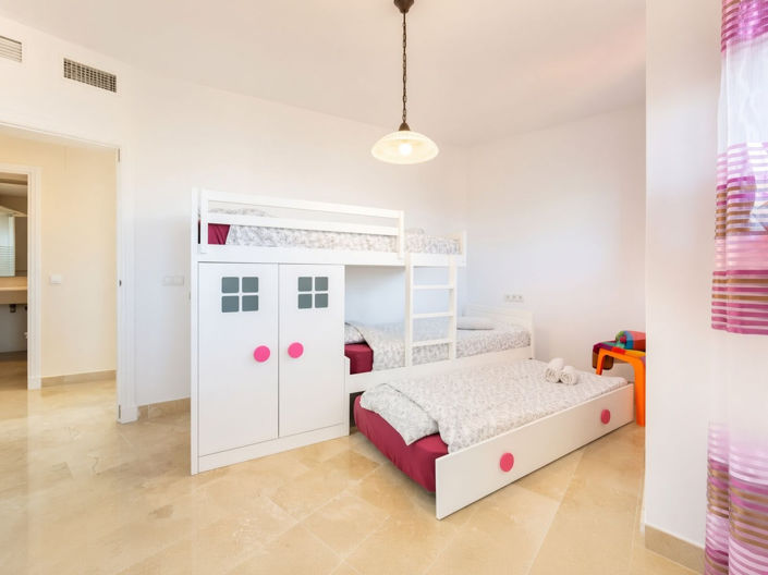 Image No.7-Appartement de 4 chambres à vendre à Estepona