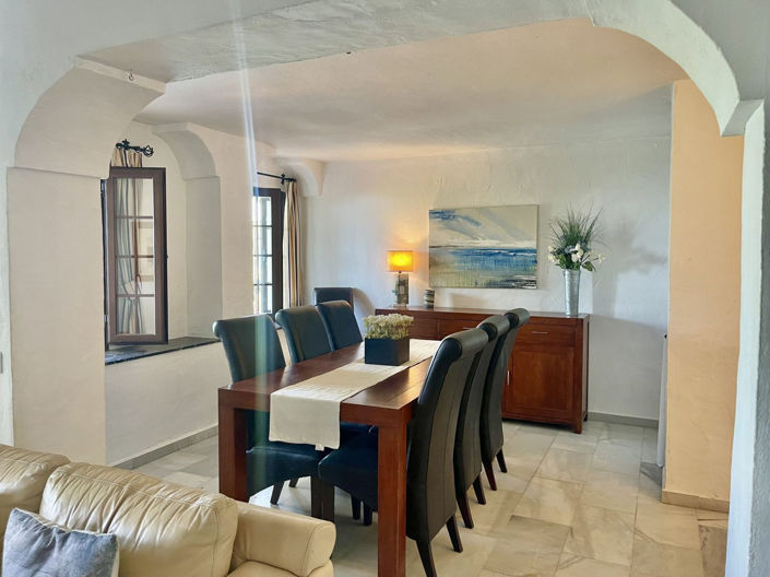 Image No.19-4 Bed Semi-Detached for sale