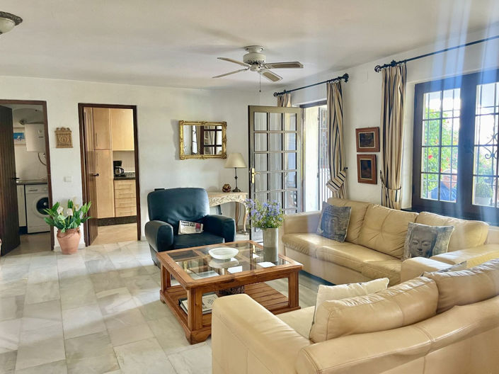 Image No.20-4 Bed Semi-Detached for sale