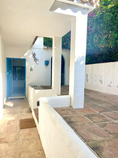 Image No.27-4 Bed Semi-Detached for sale